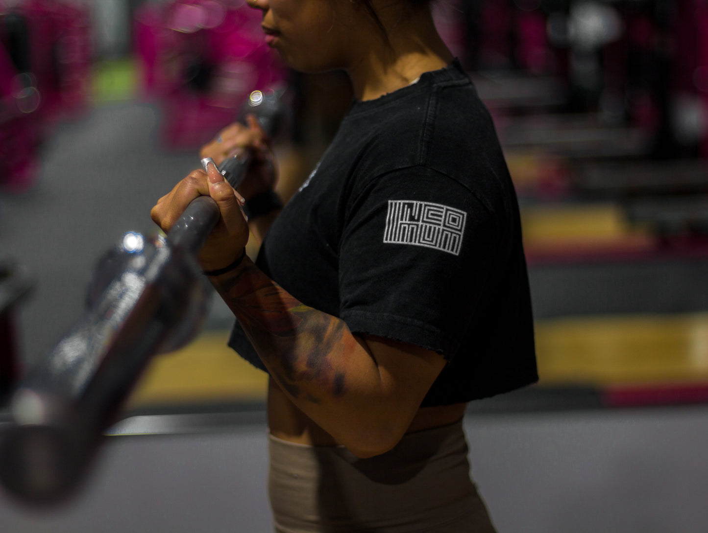 muscle mommy • petite