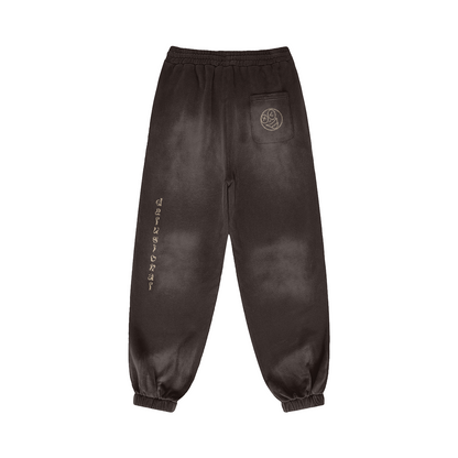 delulu • sweatpants