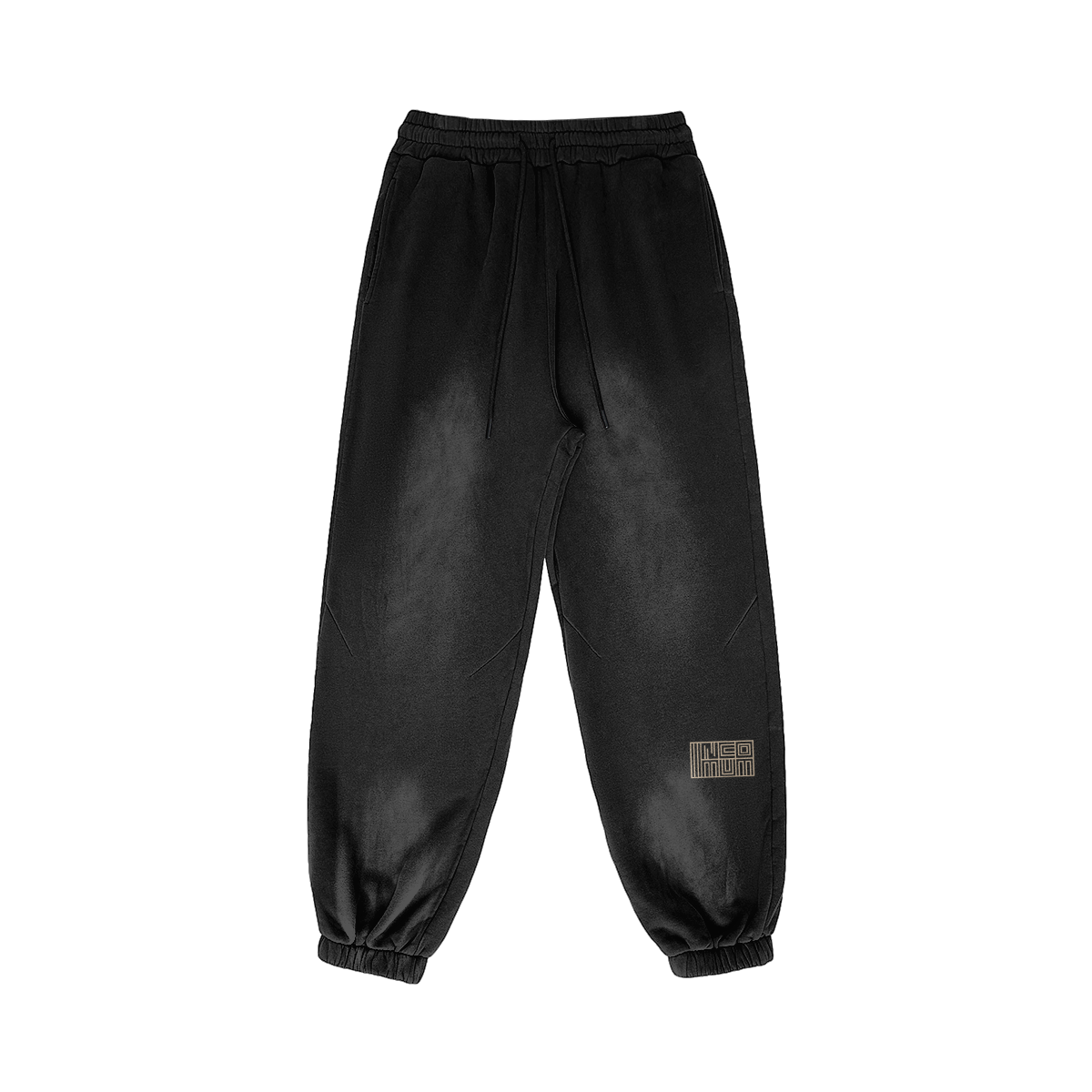 delulu • sweatpants